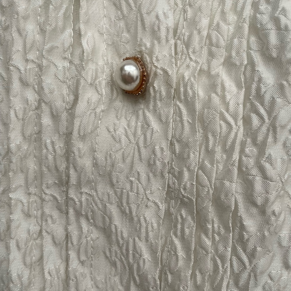 Sister Jane Ivory Textured Puff Sleeve Pearl Button Blouse Cottagecore M - Picture 4 of 6